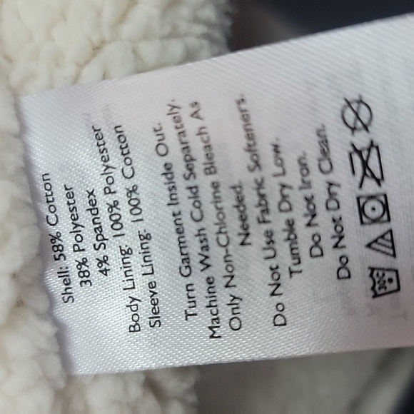 Eddie Bauer woman's button- less soft throw on jacket. Size small - Picture 3 of 9